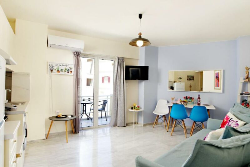 Melina Apartments: One-Bedroom Apartment